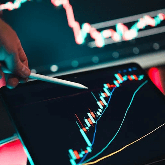 Cezthronex tým odborníků na kryptoinvestice